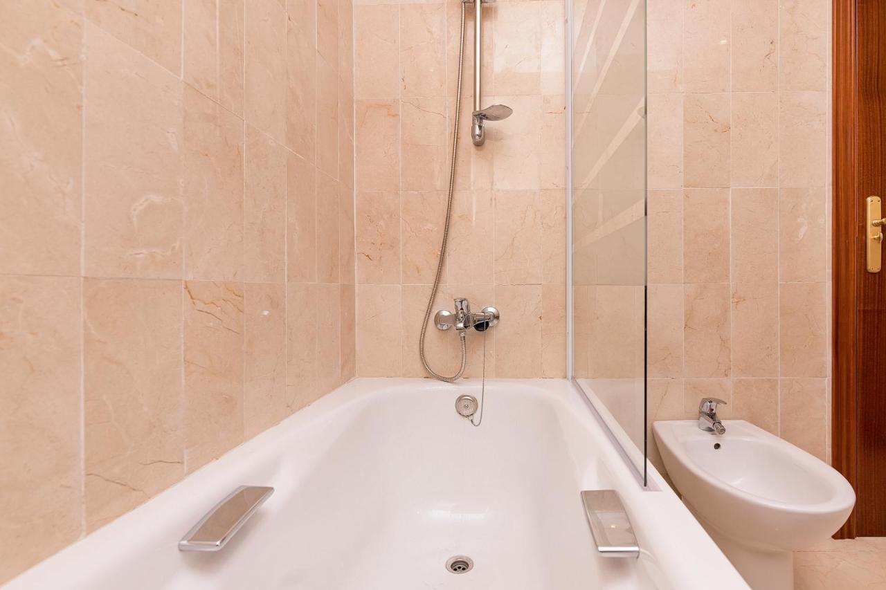 Bhost - Colon Daire Málaga Dış mekan fotoğraf