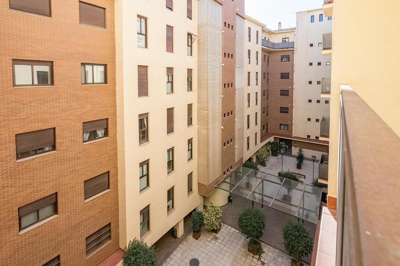 Bhost - Colon Daire Málaga Dış mekan fotoğraf
